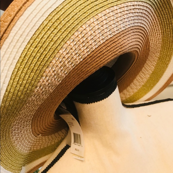 Collection 18 Gold Natural Floppy Hat - Picture 4 of 6